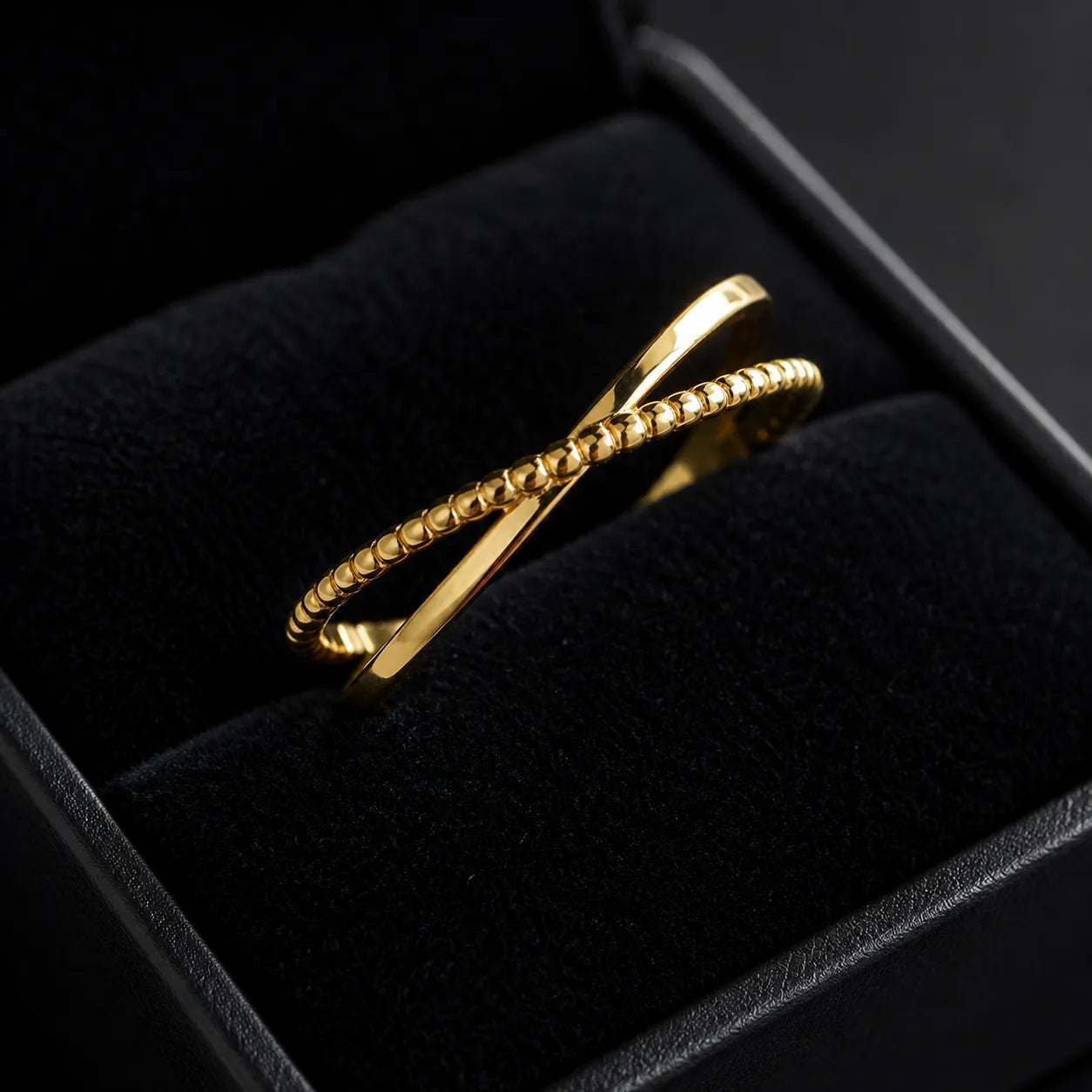Grazia — Anel de Encontro Dourado