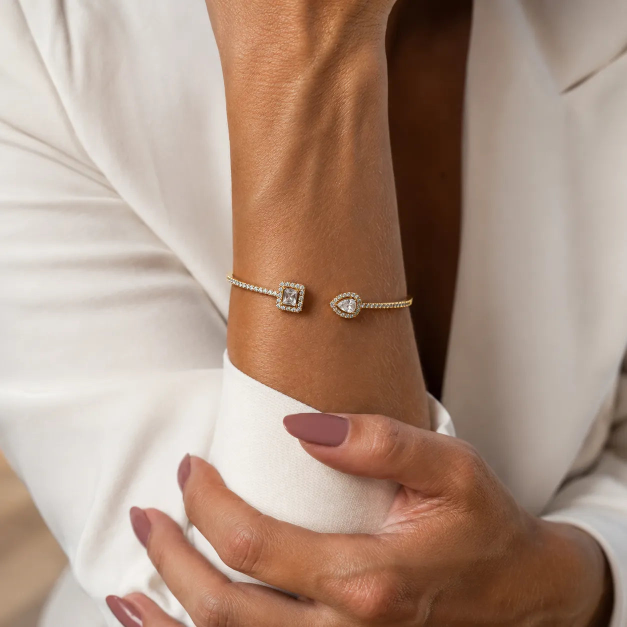 Royale — Bracelete de Presença Nobel